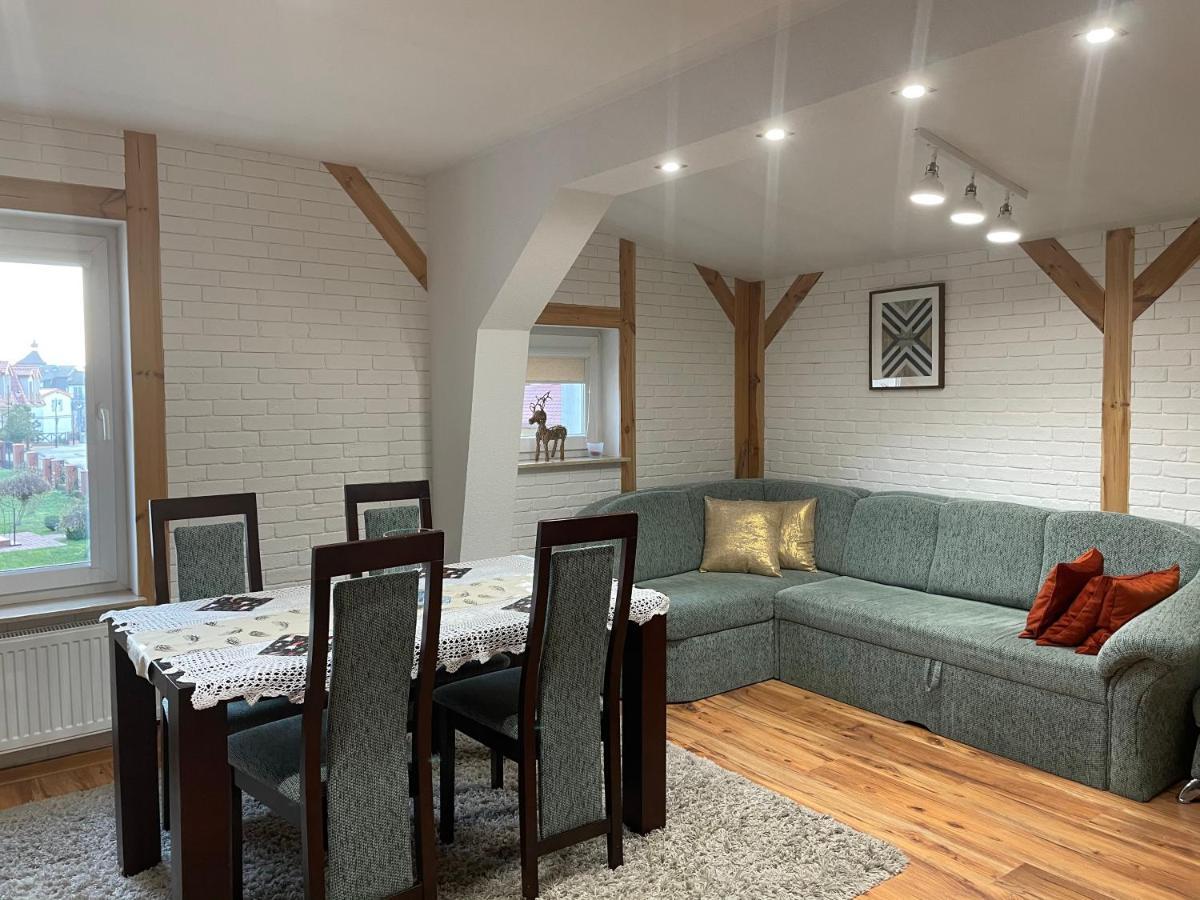 Apartament Przy Ulicy Zaruskiego Blisko Plazy Ustka Kültér fotó